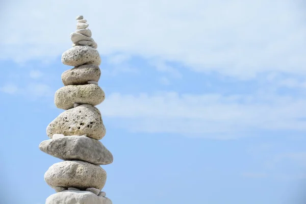 Steinmaennchen Einer Kueste — Stockfoto