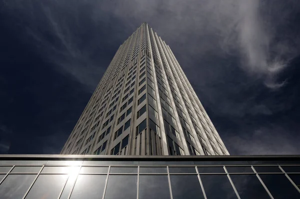  Frankfurt 'taki Hochhaus am Main