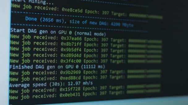 Okno programu kryptowaluta pokazujące proces wydobycia kryptowaluty. Górnictwo w domu. — Wideo stockowe