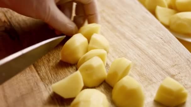 Cómo hacer puré de papas cremoso con Cheddar. Receta 4k. Siga 4 sencillos pasos — Vídeo de stock