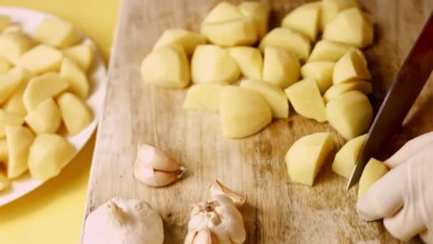 Comment faire de la purée de pommes de terre crémeuse avec du cheddar. Recette 4k. Suivez 4 étapes faciles — Video