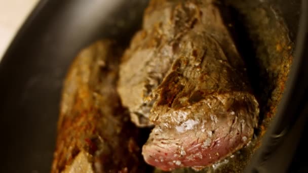 Butter melting sizzling in frying pan on stove. Close up — Stock Video