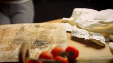 İştah açıcı pilavı masaya getiriyorum. Özbek mutfağı