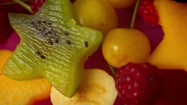 Doğum günü partini karpuz sepetiyle özel yap. 4k video