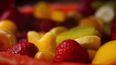 Doğum günü partini karpuz sepetiyle özel yap. 4k video