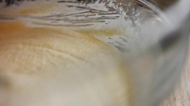 Malzemeleri karıştır. Pound Cake yapıyorum.