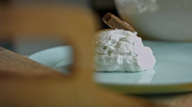 Eski zaman kremalı dondurması. 4k makro video