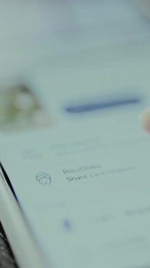 Akıllı telefon uygulamasında vücut bakımı kategorisinin rutinleri.