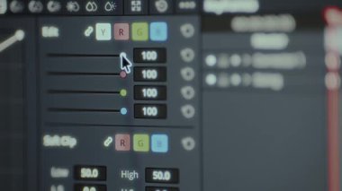Video düzenleme yazılımı içindeki renk derecelendirme aracı.