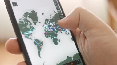 Parmak, dünya siber tehdit haritasıyla etkileşimde..