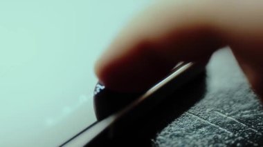 Kamera görüntüsünü akıllı telefon ekranına ayarlıyor..