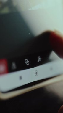 Yaratıcı bir uygulama içinde arkaplan ve efekt seçenekleri.