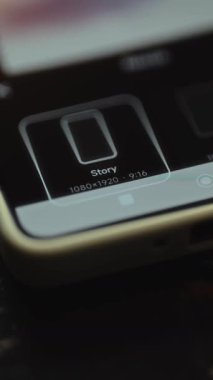 Hikaye biçimi, bir tasarım uygulaması içindeki seçim için video biçimi seçeneği.