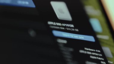 Bir bilgisayar depolama sürücüsü için sistem bilgisi.