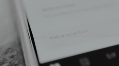 Kullanıcı girdisi için aktif bir soru sor, Al sohbet.