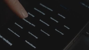 Bir mobil cihazdan tıbbi özelliklerin listesi.