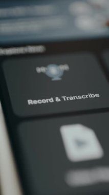 Kullanıcı bir kullanıcı arayüzü içinde Kaydet ve Kopyala işlevini seçer.