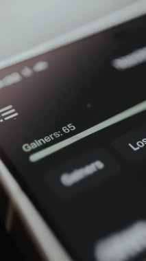 Borsa alım satım başvurusundaki Gainers sayısını gösteren mali konsol.