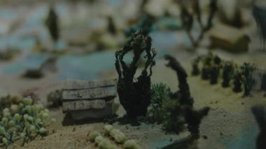 Moldova dönemindeki Ortaçağ 'a ait bir kasaba olan Old Orhei' nin 14. ve 16. yüzyıllara ait bir modeline yakın. 2023, Tarih Müzesi, Chisinau, Moldova.