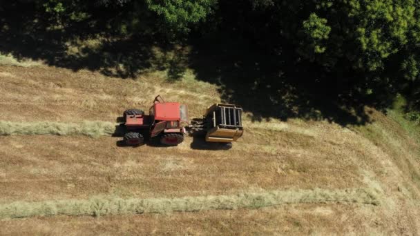 Tractor Tracking Top View Doing Ballers Small Country Farm Video — Vídeos de Stock