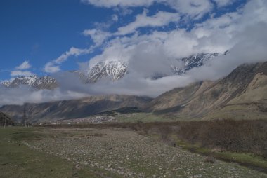 Kafkas Dağları, Georgia karla kaplı tepeler