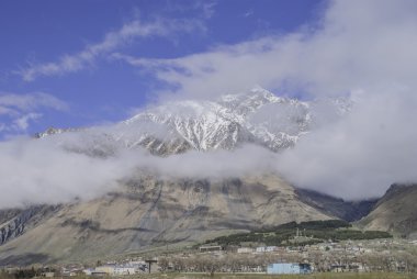 Karla kaplı dağlar. Kafkas Dağları, Georgia