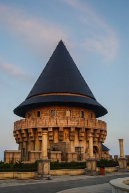 Ba Na, Vietnam. Dağlarda Kulesi