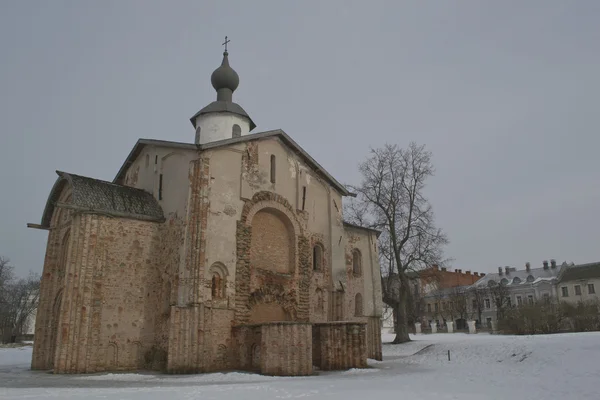 La Chiesa ortodossa dell'ipotesi sulla contrattazione 12-15 anni, Veliky Novgorod Russia — Foto Stock