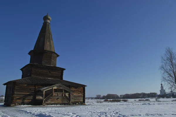 "vitoslavlitsy"の木造建築の博物館。ノヴゴロド — ストック写真