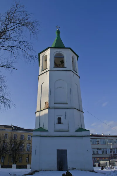 De klokkentoren van de kerk Demetrios, Veliky Novgorod, Rusland — Stockfoto