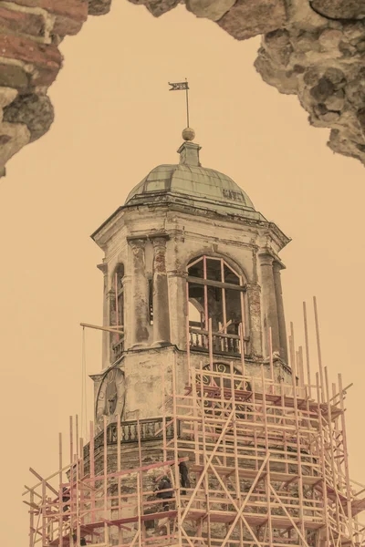 Torre de hora na cidade de Vyborg — Fotografia de Stock