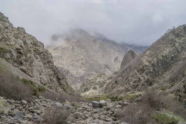 KAVKAZKİE dağlar, Kazbegi, Gürcistan — Stok fotoğraf