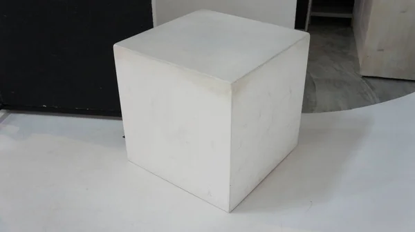 alçıtaşı küp, çimento küp, tasarım nesnesi