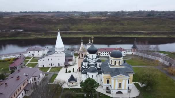 Staritsky Kutsal Dormition Manastırı Tver Bölgesi — Stok video