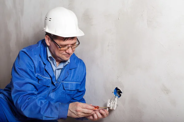 Soket evde tamir elektrikçi