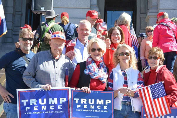 Rally Denver Colorado Voor President Donald Trump Februari 2017 — Stockfoto