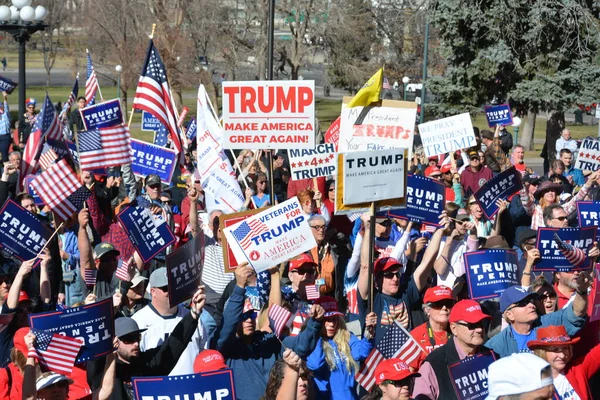 Rally Denver Colorado Elnöke Donald Trump Február 2017 — Stock Fotó