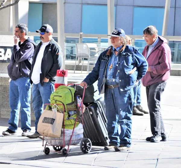 Tent Tent Line Streets Several Neighborhoods Downtown Denver People Experiencing — Stock Photo, Image