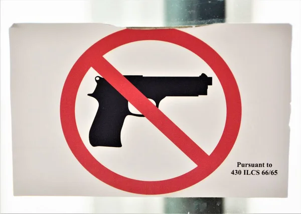不允许有武器或枪支签名 — 图库照片
