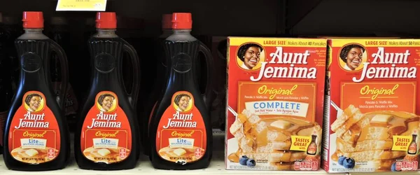 Quaker Yulaf ezmesi, Jemima Teyze Pankek Şurubu adı Pearl Milling Şirketi olarak değiştirildi çünkü ırkçı bir klişe gibi gelmişti. Bu 130 yıldır bilinen bir marka..