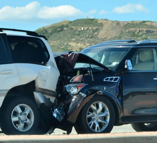 Destruidores Carros São Mais Comuns Agora Com Motoristas Telefones Celulares — Fotografia de Stock