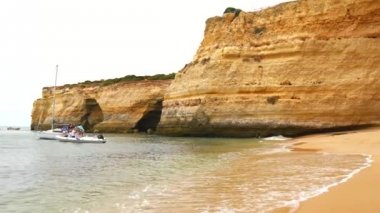 Lagoa mağaralar ve sahilleri ve plajları sayısı, Algarve, Portekiz (4k)