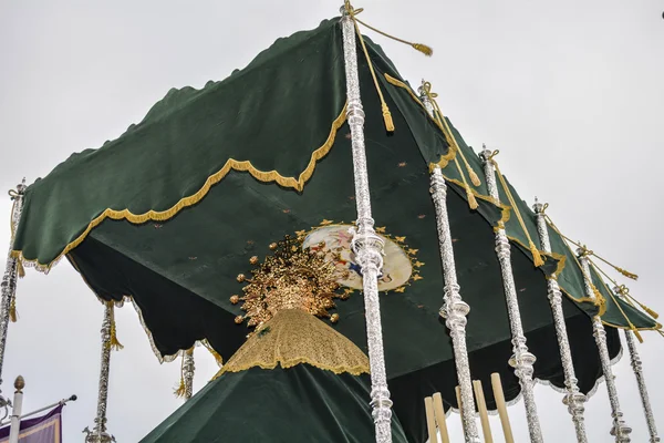 Semana Santa na Espanha, procissão de "Cristo a expiração, Nossa Senhora o — Fotografia de Stock