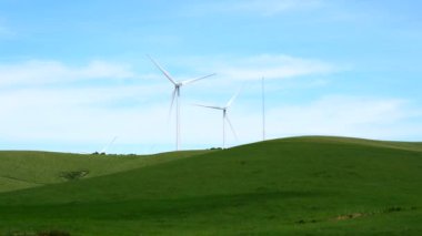 Rüzgar Türbini alanında, güç üretimi Rüzgar Çiftliği (4k)