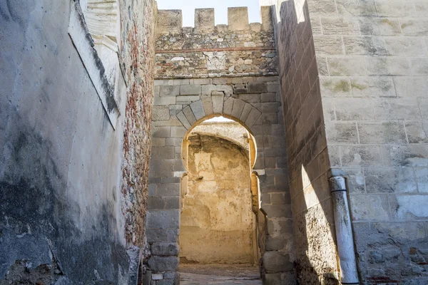 Siperleri, yollar ve kuleleri Badajoz Müslüman duvar, İspanya