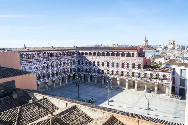 Hög square (Plaza Alta, Badajoz), Spanien — Stockfoto