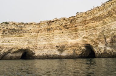 Benagil plaj mağaralar, Algarve, Portekiz