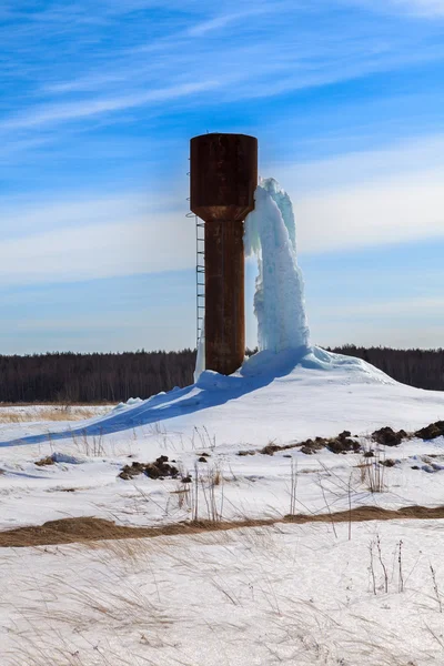 donmuş tank su kulesi