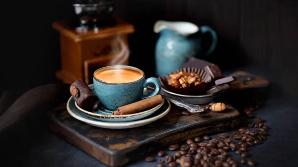 Copa Café Sobre Fondo Rústico Espresso Con Palitos Canela Pastel — Foto de Stock