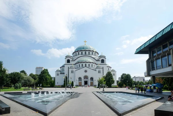 Katedralen Saint Sava Beograd Serbia – stockfoto